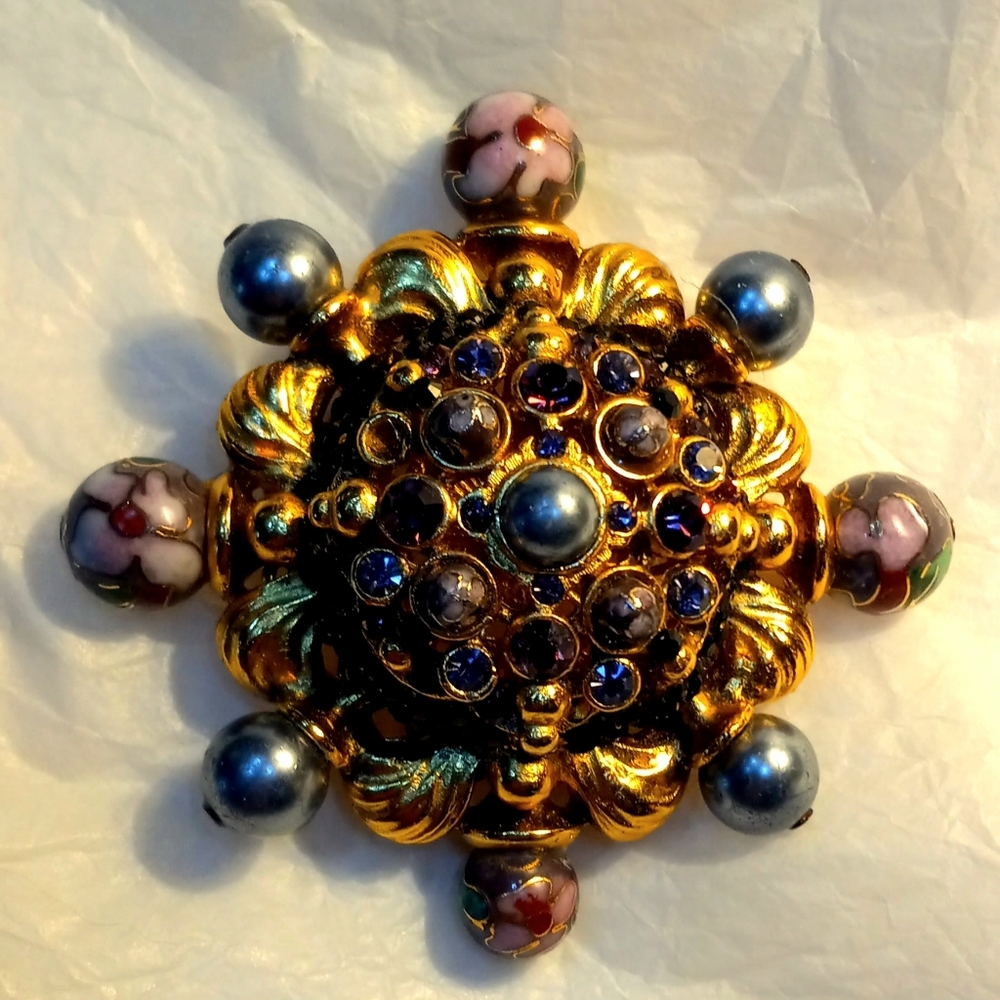 BARRERA Pin